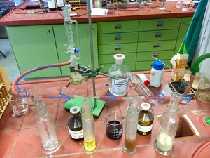 Alkine-Versuchsaufbau.jpg