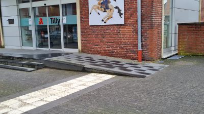 Bild Steigung Apotheke.jpg