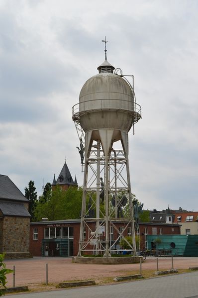 Datei:Water-tower-4230850 1920 (1).jpg