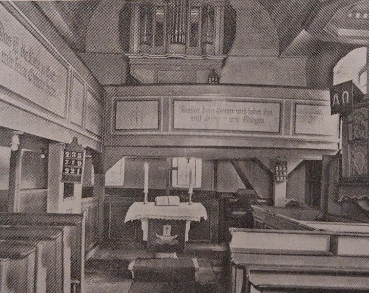 Datei:Kirche vor Sanierung 2.jpg