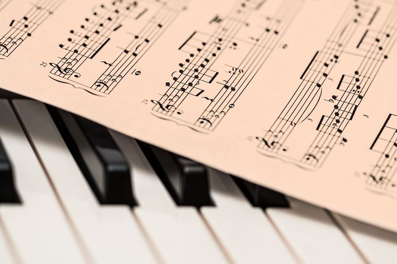 Datei:Piano-1655558 1920.jpg